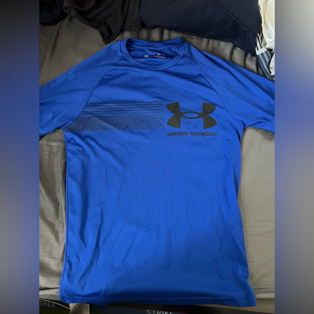 Men’s Dri-fit Under Armour Shirt